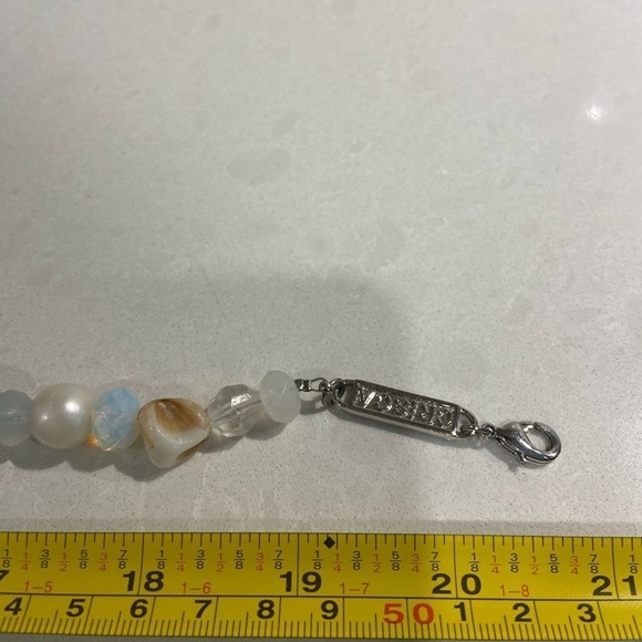 Crisca Silver Tone Rose Faux Pearls And Opals White Beads Necklace - Picture 4 of 9